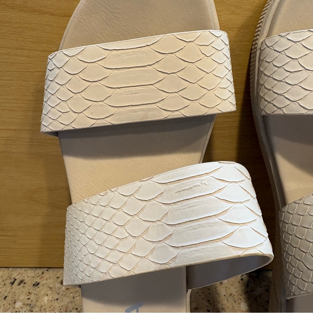 Women’s MIA Saige Slip On Slides, Size 7.5, NEVER WORN - Picture 2 of 9